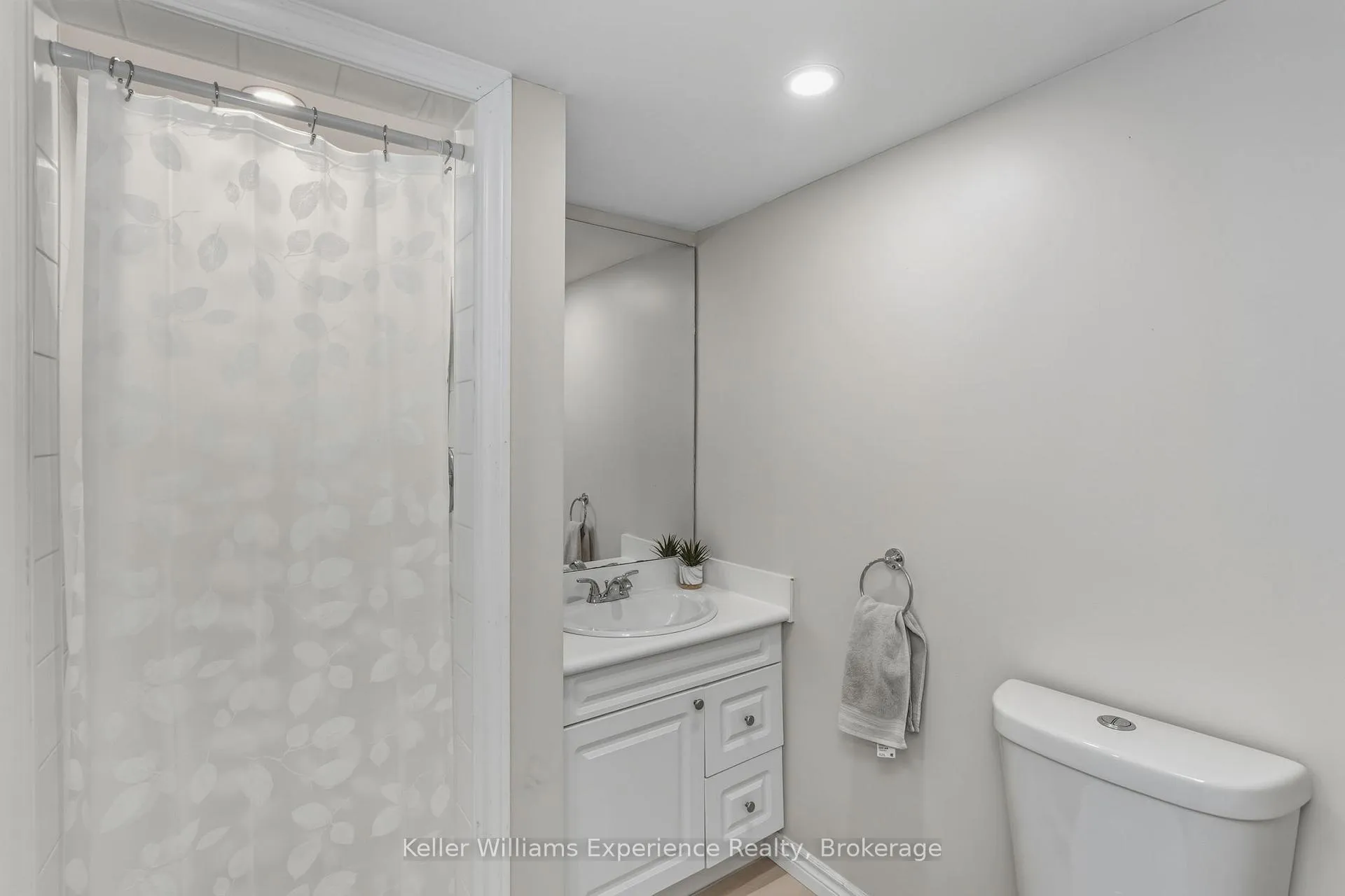 Photo 36 of 835 Dominion Avenue, Midland — HOMEH