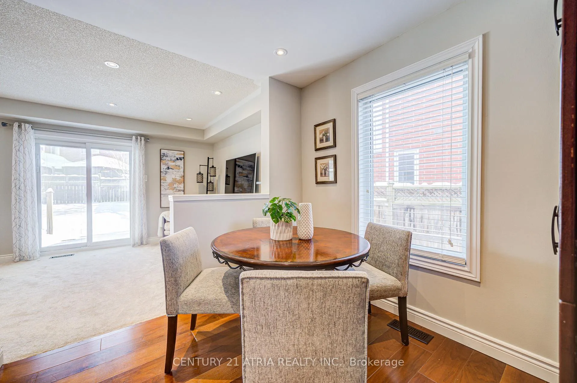 Photo 46 of 98 Woodroof Crescent, Aurora, Bayview Wellington — HOMEH