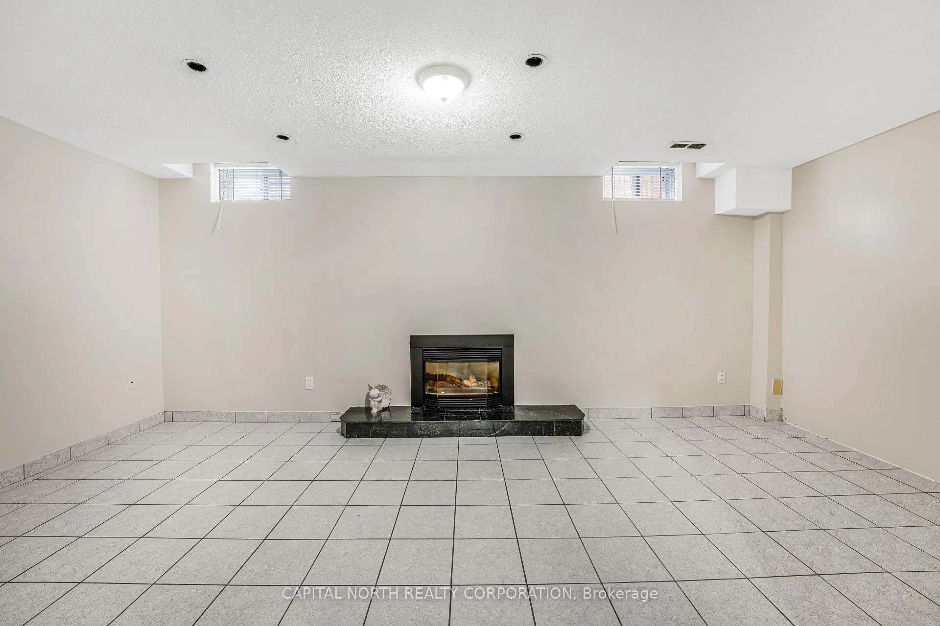Photo 15 of Unit Basement, 2 Olive Green Road, Vaughan, East Woodbridge — HOMEH