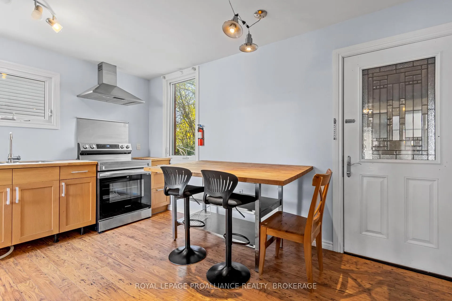 Photo 13 of 322 Collingwood Street, Kingston, Central City East — HOMEH