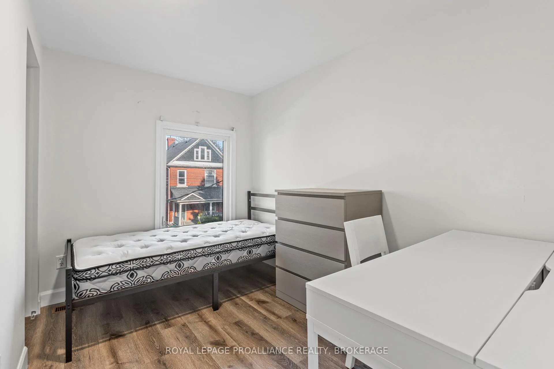 Photo 17 of 322 Collingwood Street, Kingston, Central City East — HOMEH