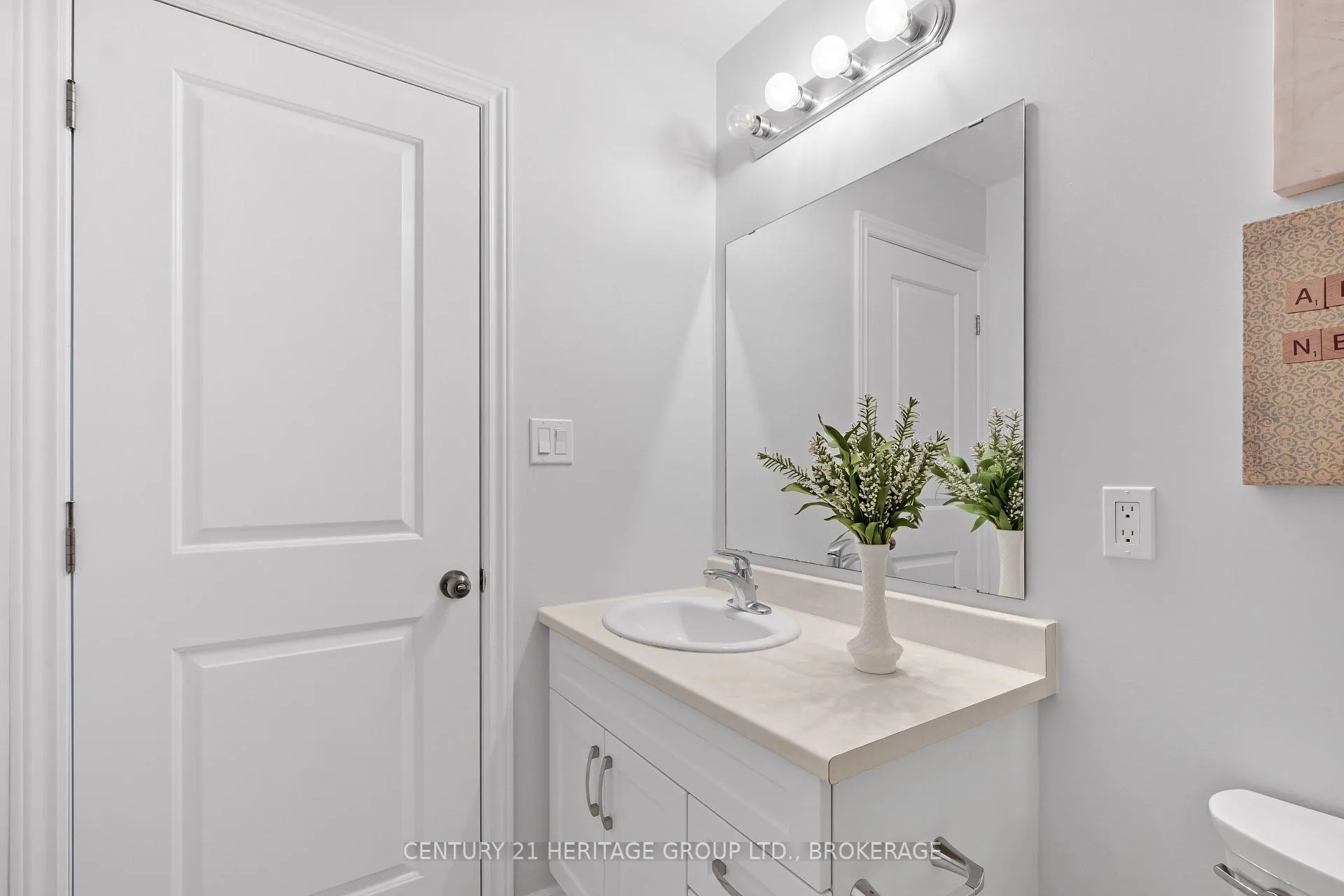 Photo 33 of 1437 Monarch Drive, Kingston, City Northwest — HOMEH