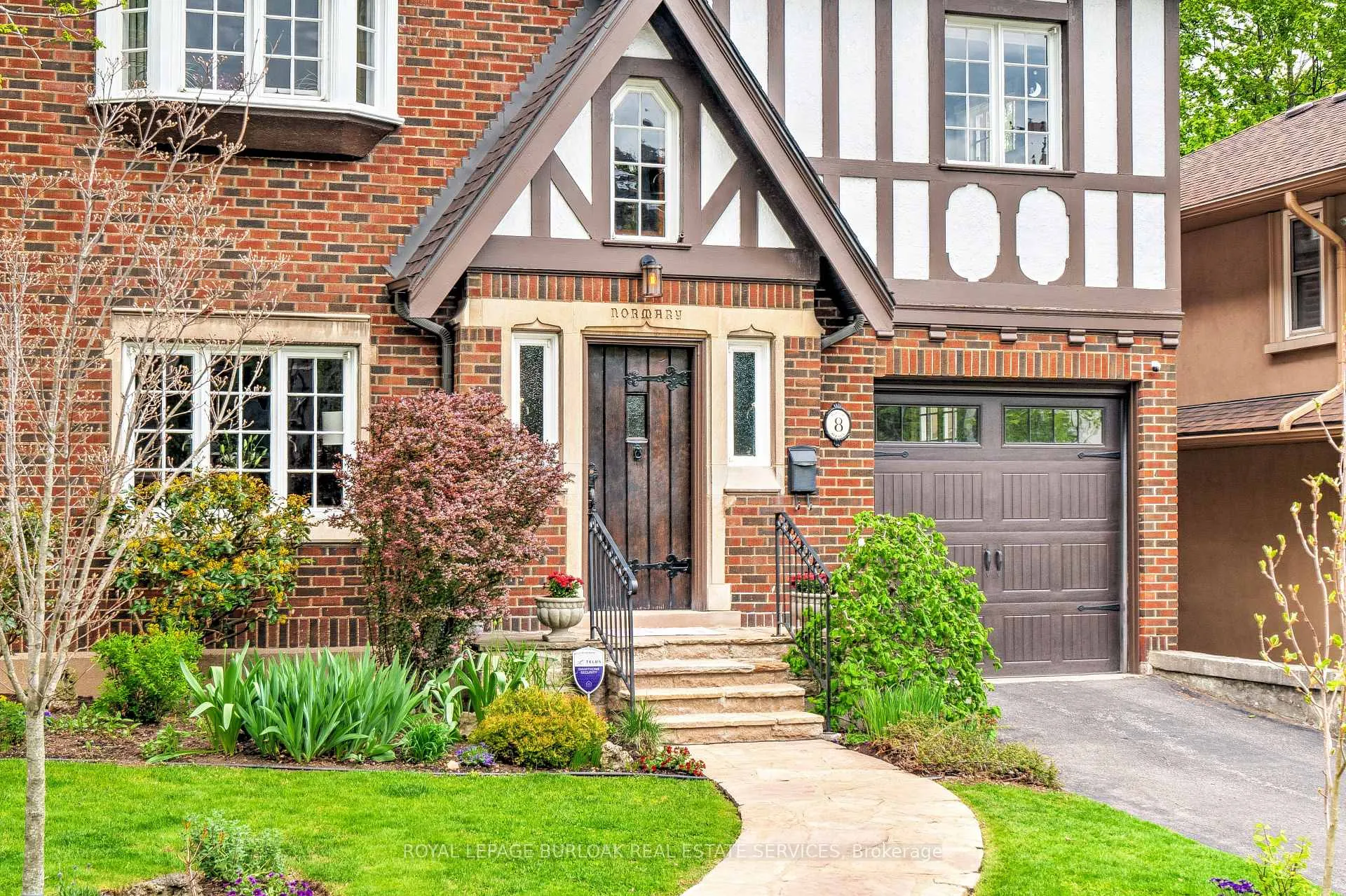 Photo 2 of 8 Turner Avenue, Hamilton, Durand — HOMEH