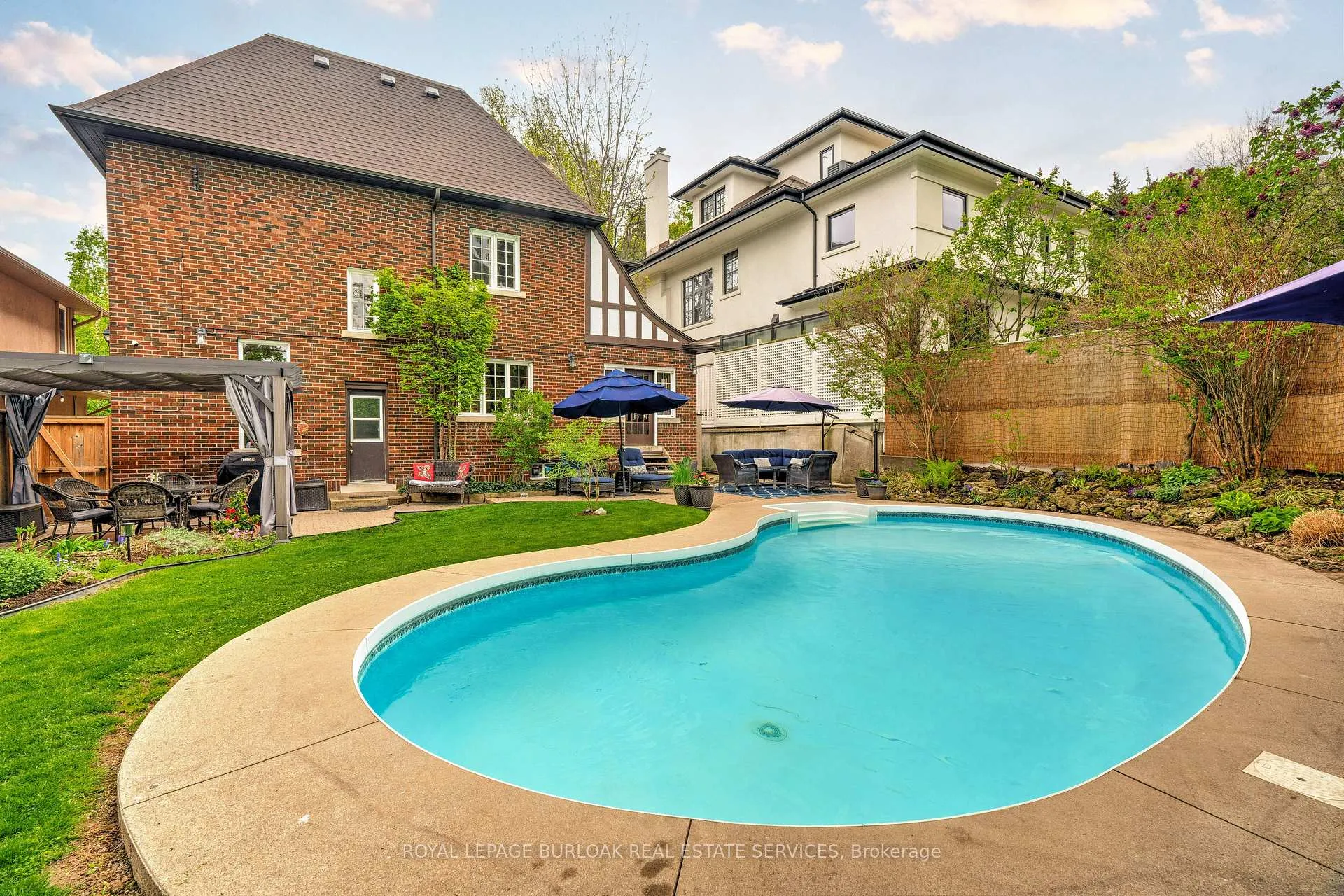 Photo 37 of 8 Turner Avenue, Hamilton, Durand — HOMEH