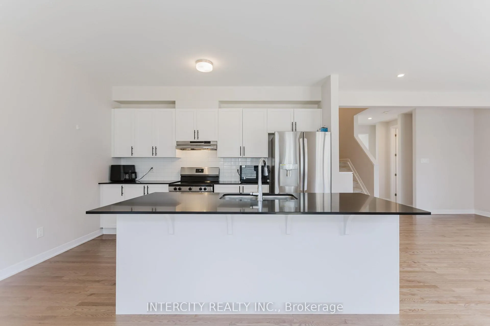 Photo 8 of 187 Conservancy Drive, Ottawa, Barrhaven - Heritage Park — HOMEH