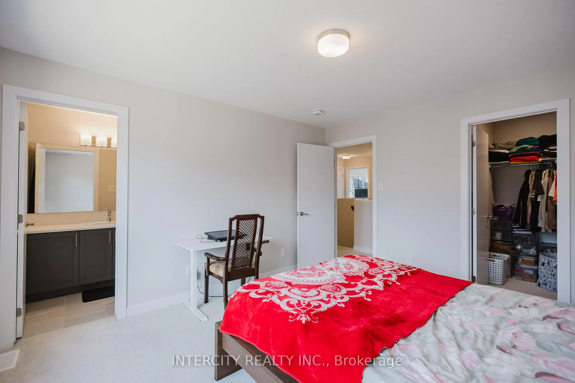Photo 13 of 187 Conservancy Drive, Ottawa, Barrhaven - Heritage Park — HOMEH
