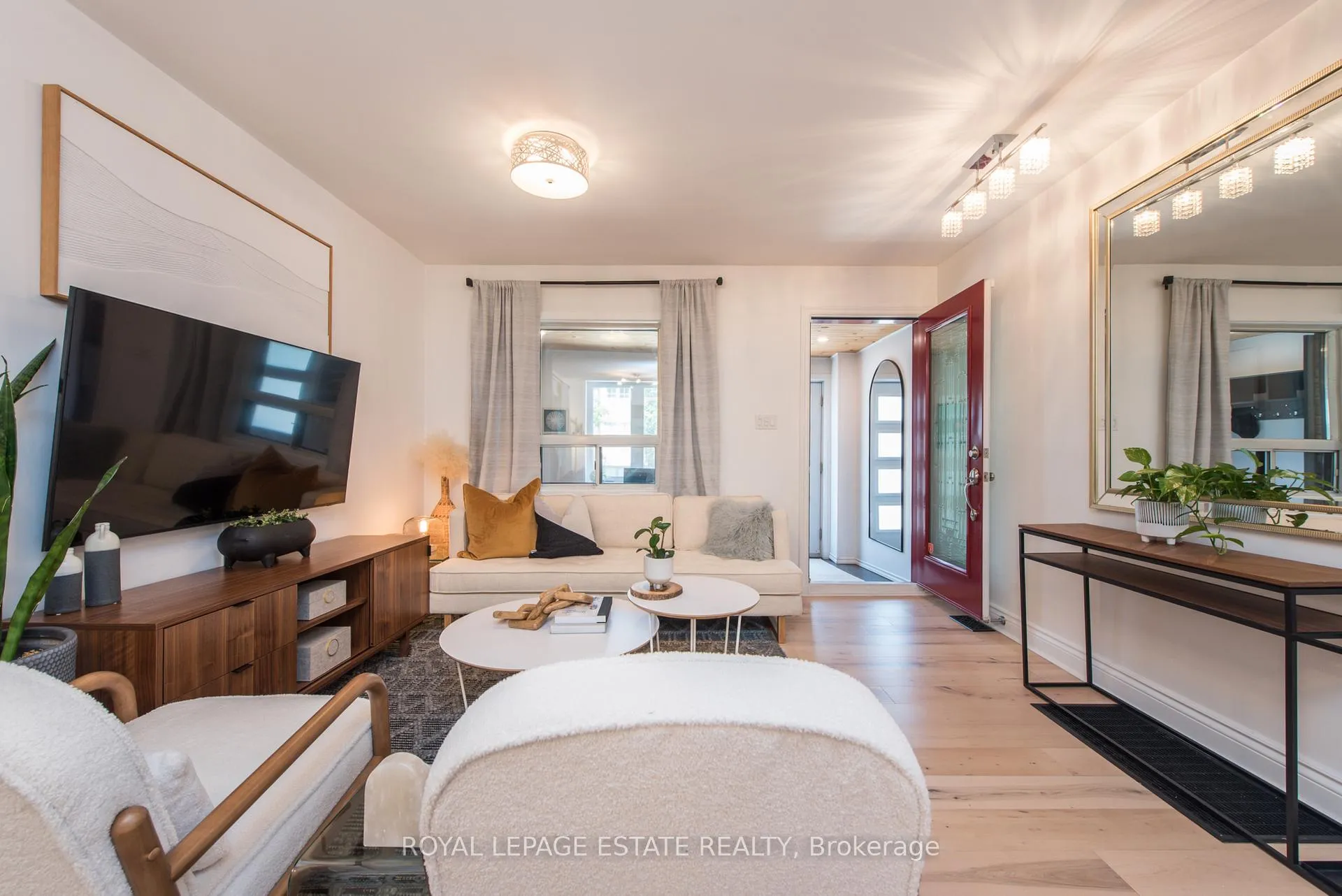 Photo 3 of 2311 Gerrard Street E, Toronto, East End-Danforth — HOMEH
