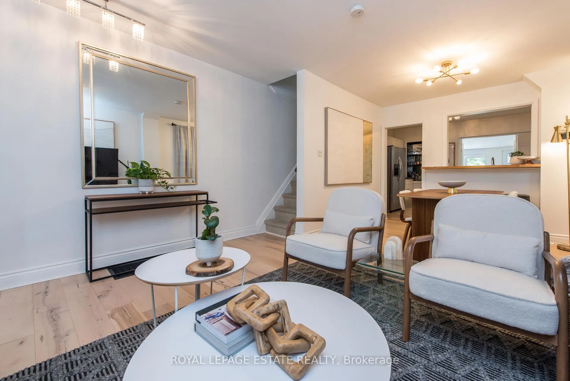 Photo 9 of 2311 Gerrard Street E, Toronto, East End-Danforth — HOMEH
