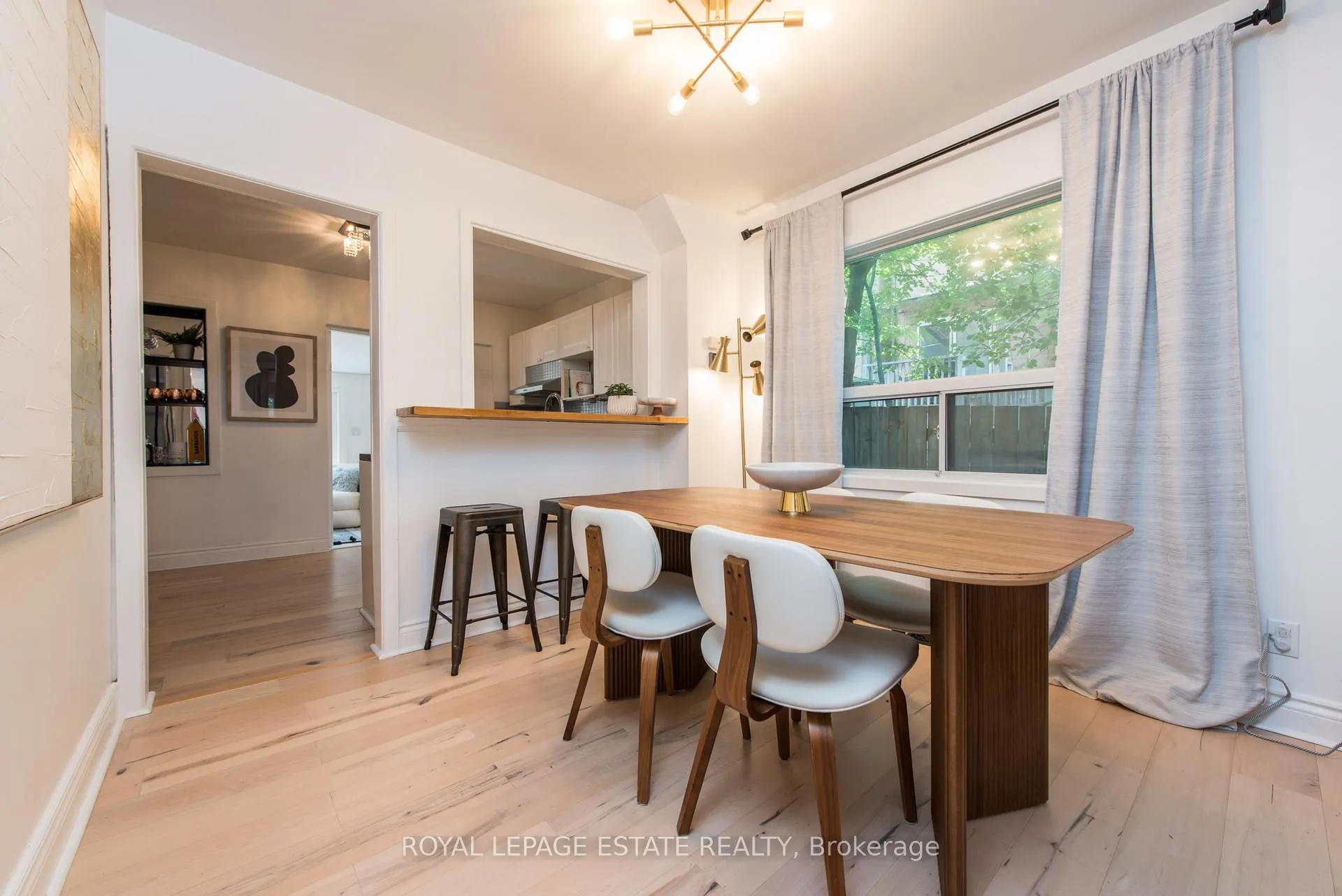 Photo 13 of 2311 Gerrard Street E, Toronto, East End-Danforth — HOMEH