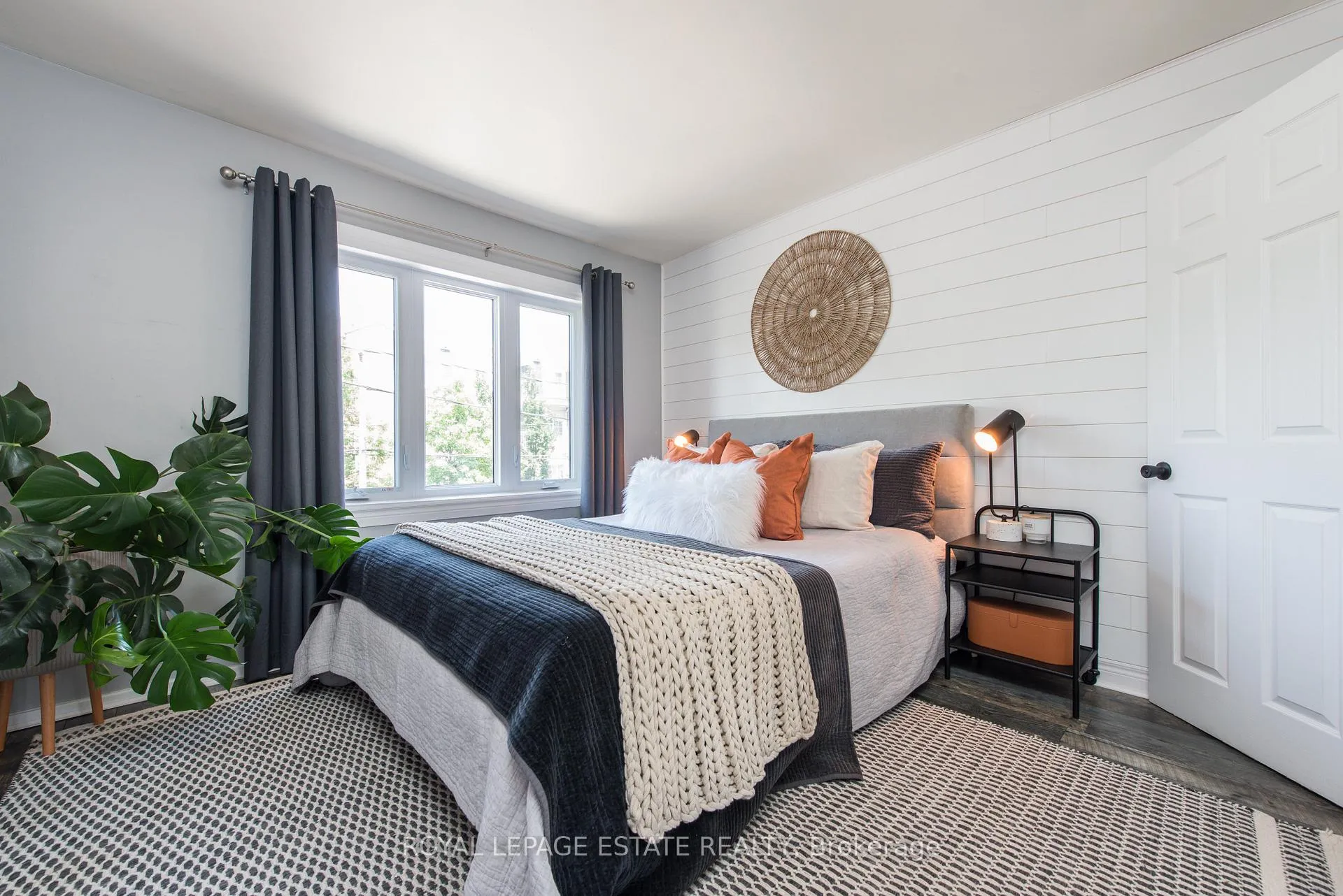 Photo 24 of 2311 Gerrard Street E, Toronto, East End-Danforth — HOMEH