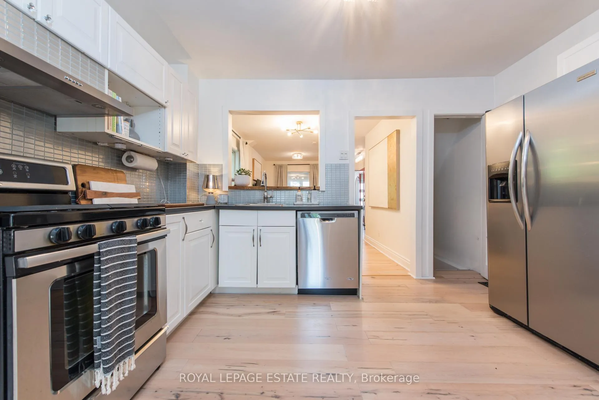 Photo 32 of 2311 Gerrard Street E, Toronto, East End-Danforth — HOMEH
