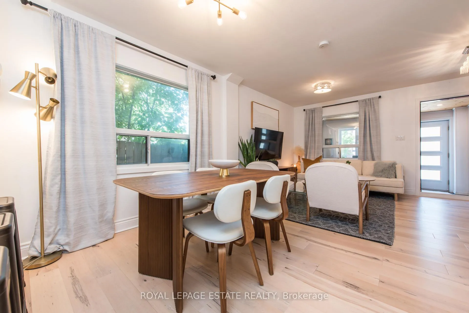 Photo 37 of 2311 Gerrard Street E, Toronto, East End-Danforth — HOMEH