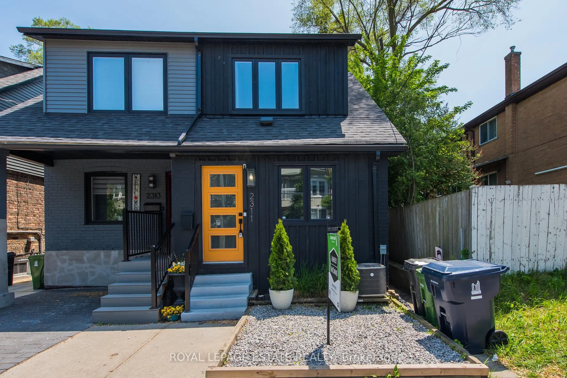 Photo 43 of 2311 Gerrard Street E, Toronto, East End-Danforth — HOMEH