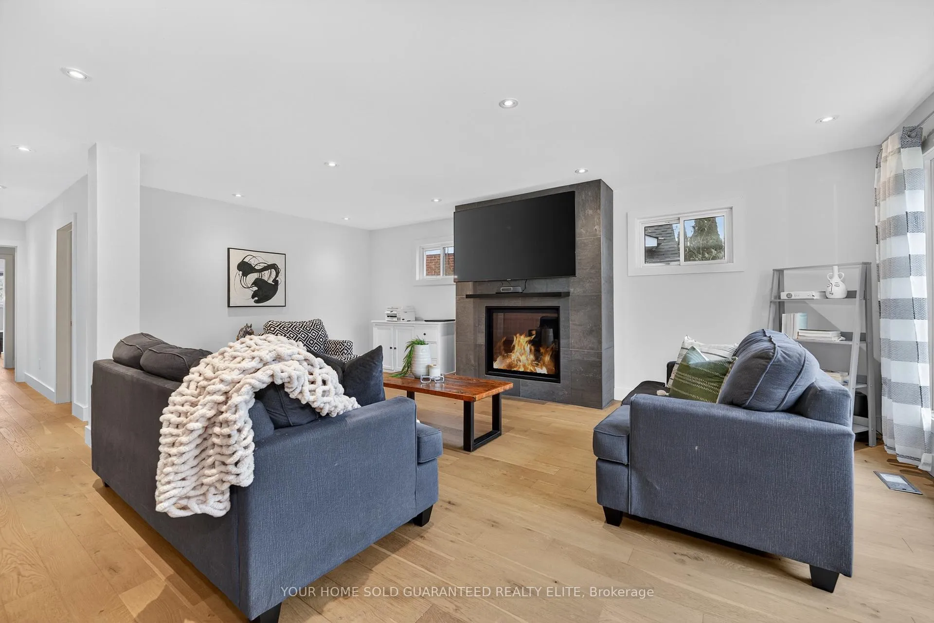 Photo 9 of 15 Swan Drive, St. Catharines, Glendale/Glenridge — HOMEH