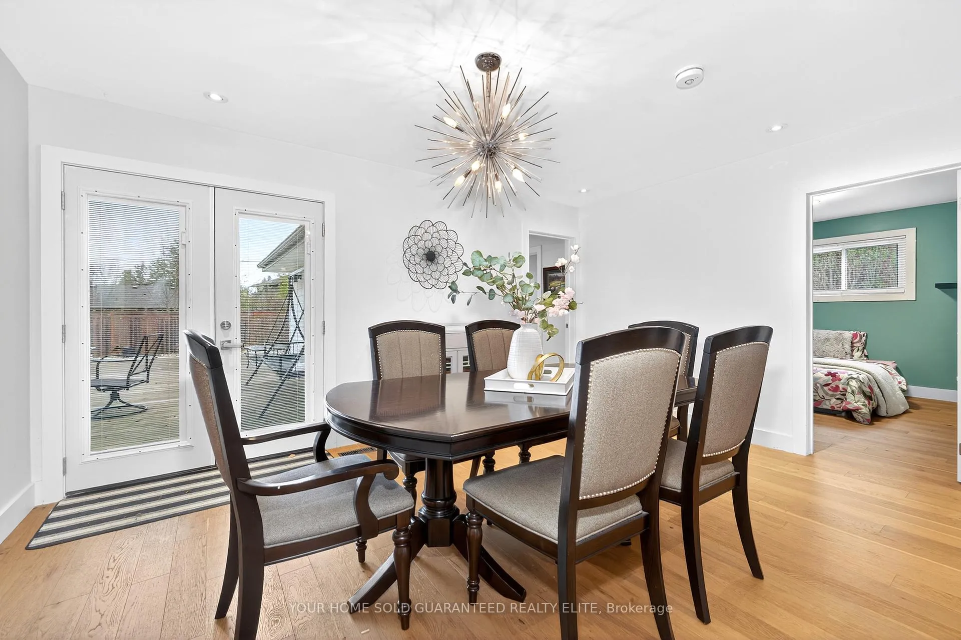 Photo 10 of 15 Swan Drive, St. Catharines, Glendale/Glenridge — HOMEH