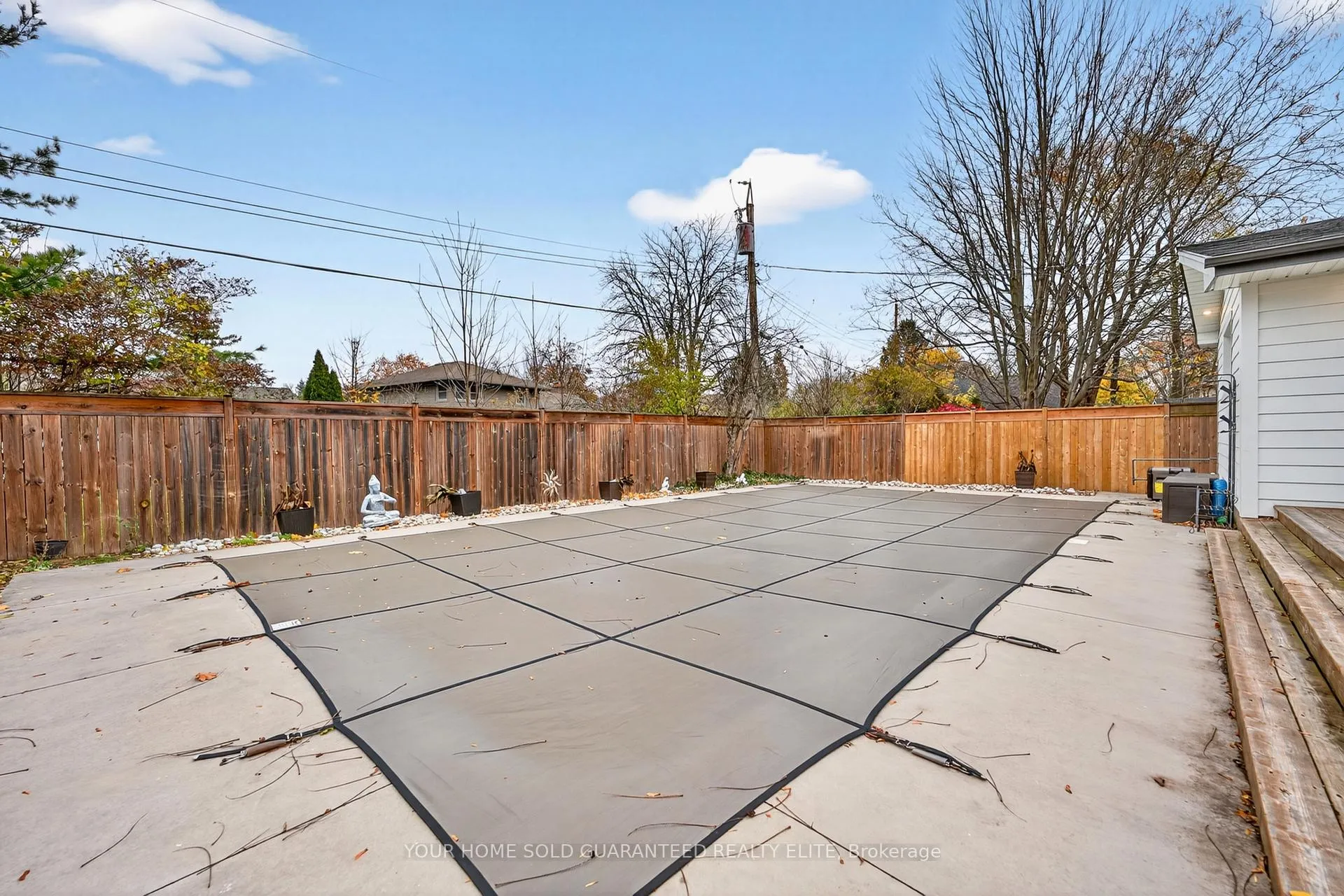 Photo 27 of 15 Swan Drive, St. Catharines, Glendale/Glenridge — HOMEH