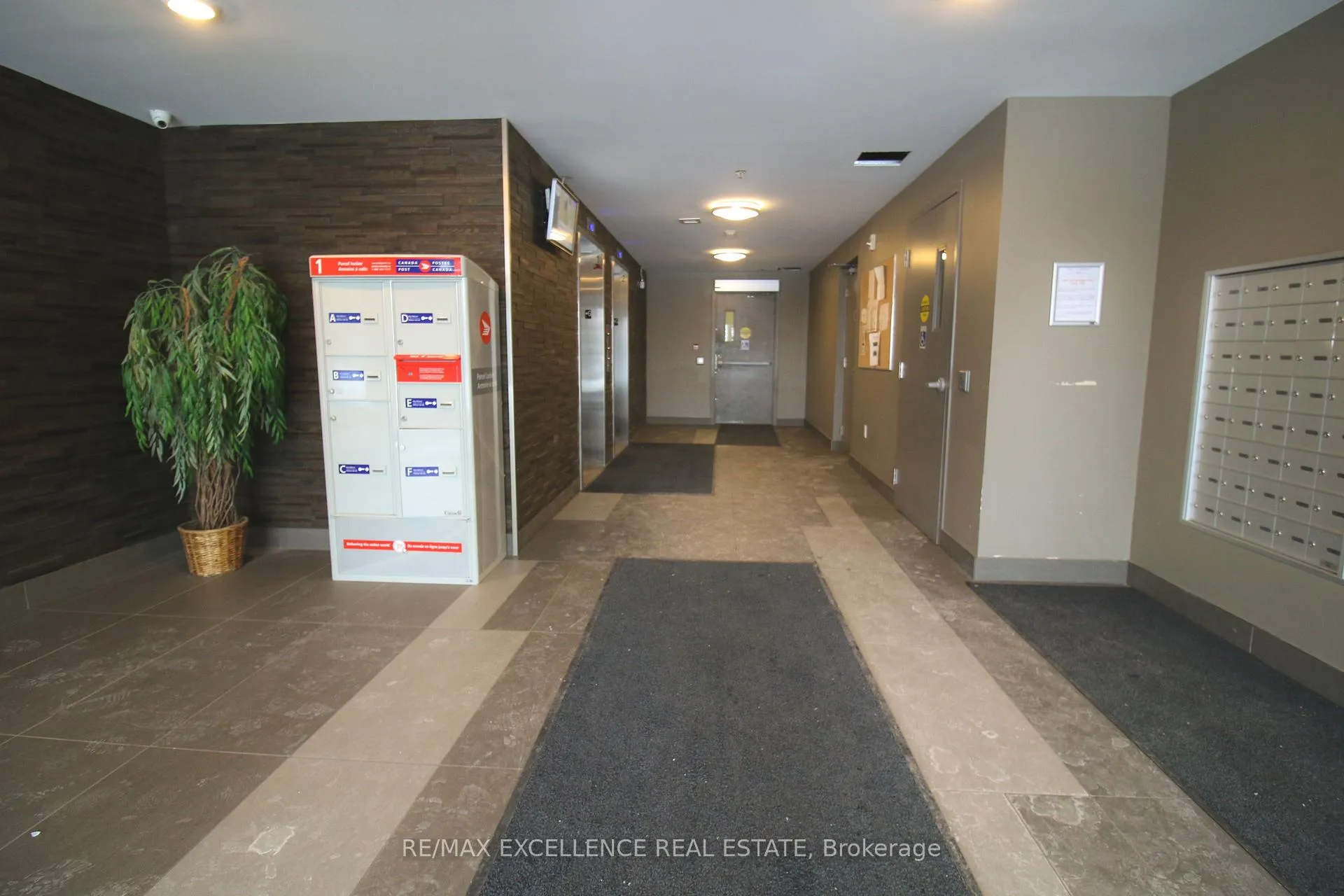 Photo 3 of Unit 309, 251 Hemlock Street, Waterloo, Beechwood/University — HOMEH