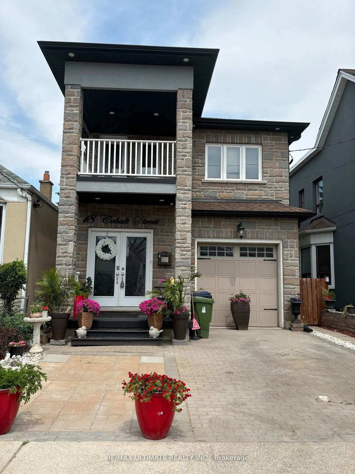 Front of 18 Cobalt Street
