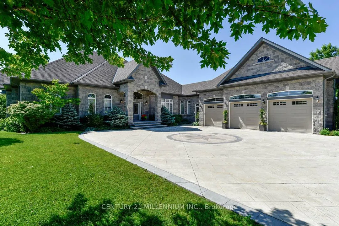 Photo 1 of 3 Castlewood Court, Caledon, Rural Caledon — HOMEH