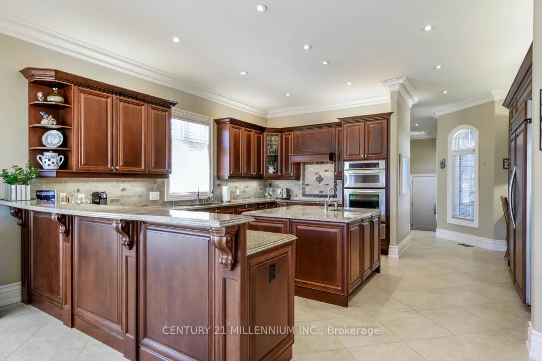 Photo 13 of 3 Castlewood Court, Caledon, Rural Caledon — HOMEH