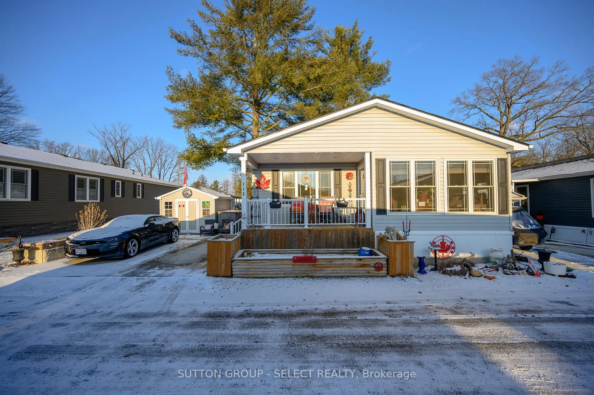 Front of Unit 116, 22790 Amiens Road