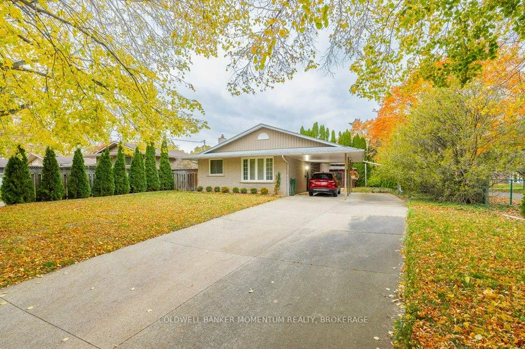 Photo 4 of 7 Brookbanks Drive N, St. Catharines, Lakeport — HOMEH