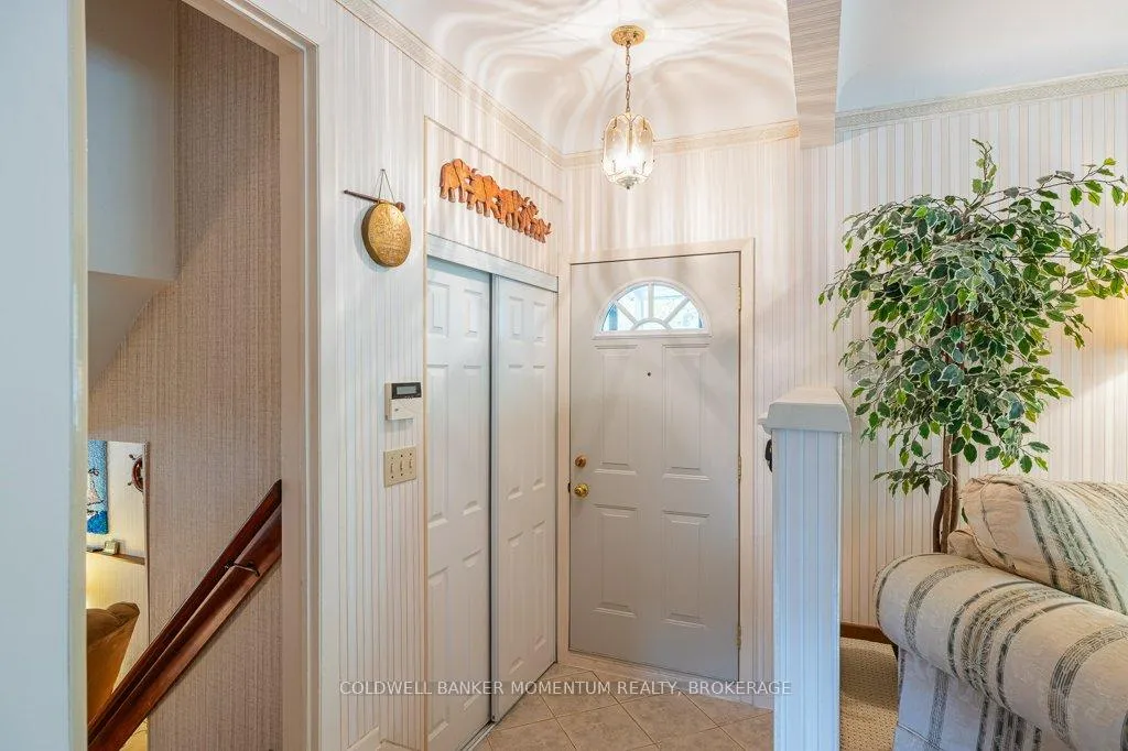 Photo 6 of 7 Brookbanks Drive N, St. Catharines, Lakeport — HOMEH