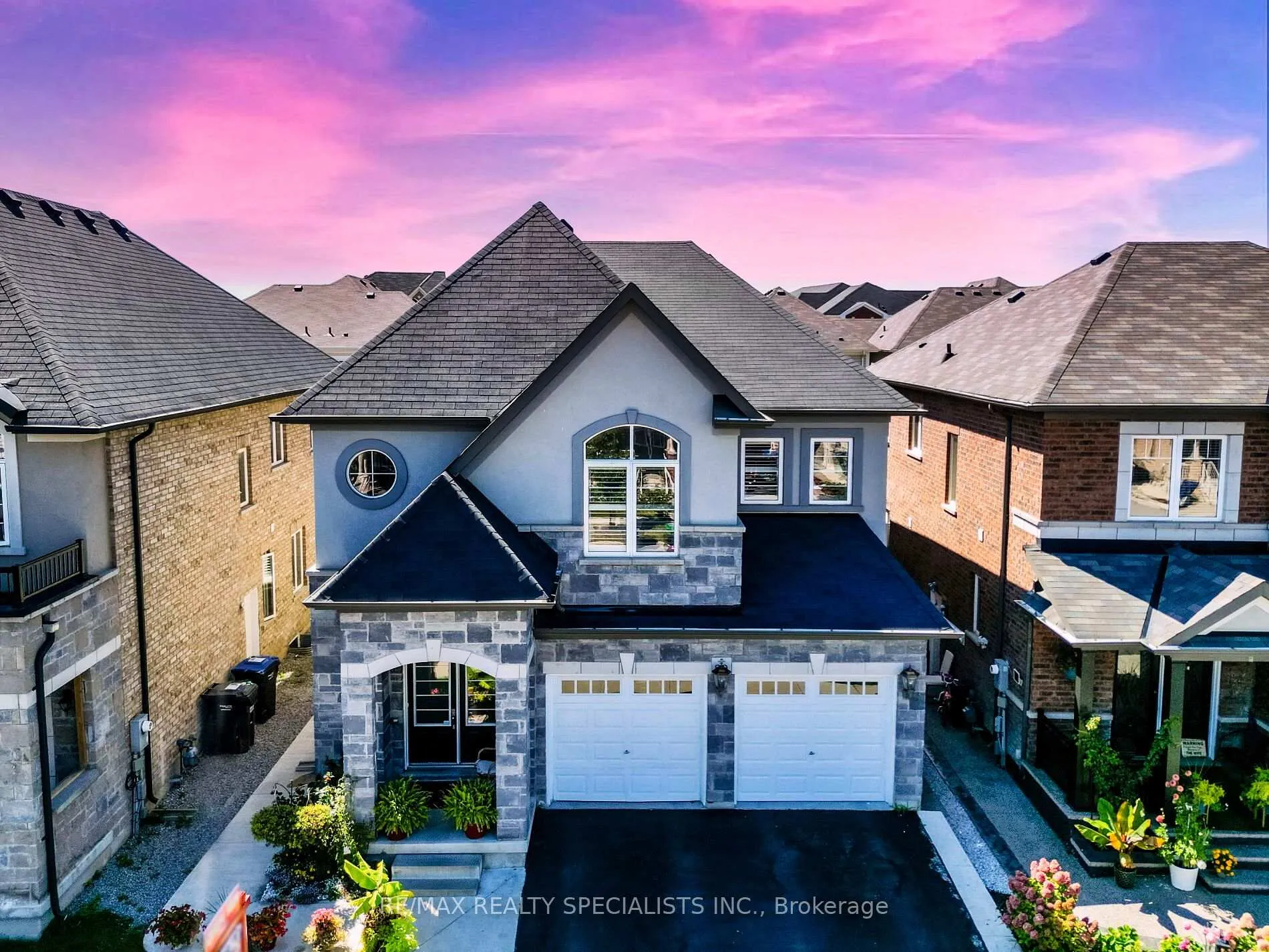 Front of 80 Thornbush Boulevard