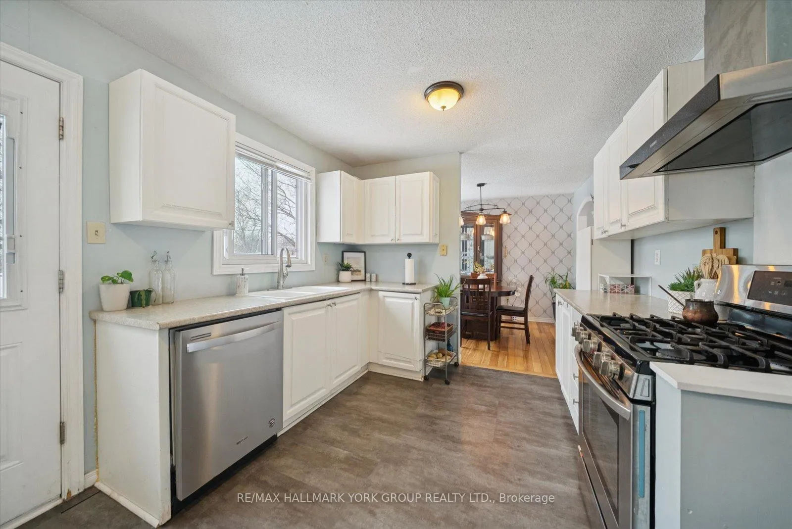 Photo 10 of 208 Park Street, Brock, Cannington — HOMEH
