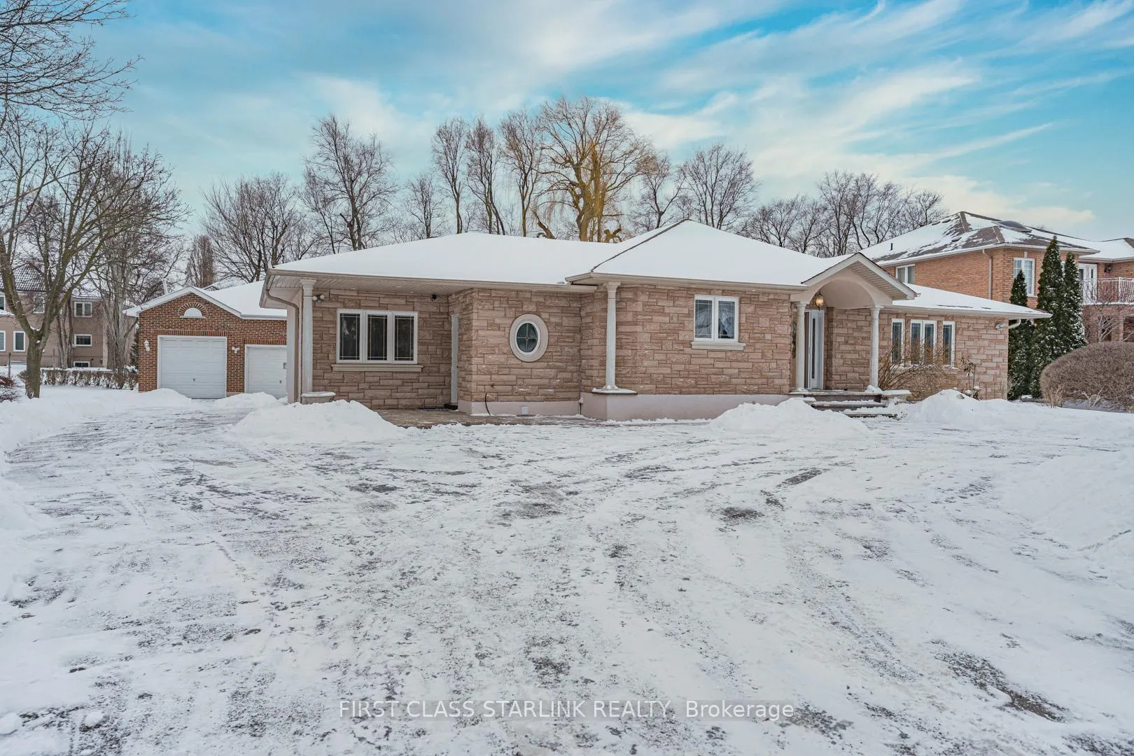 Photo 4 of Unit Upper, 85 Lee Avenue, Markham, Milliken Mills East — HOMEH