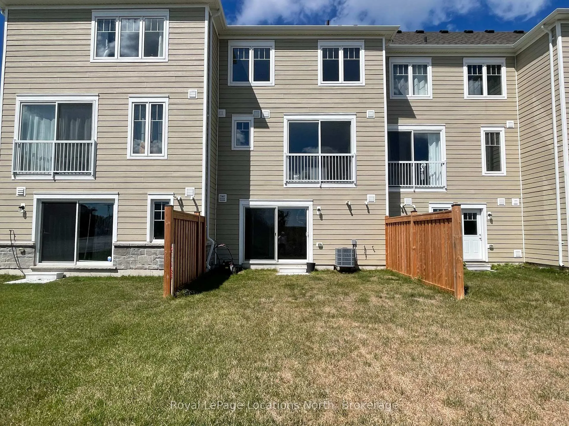 Photo 4 of 96 Sandhill Crane Drive, Wasaga Beach — HOMEH