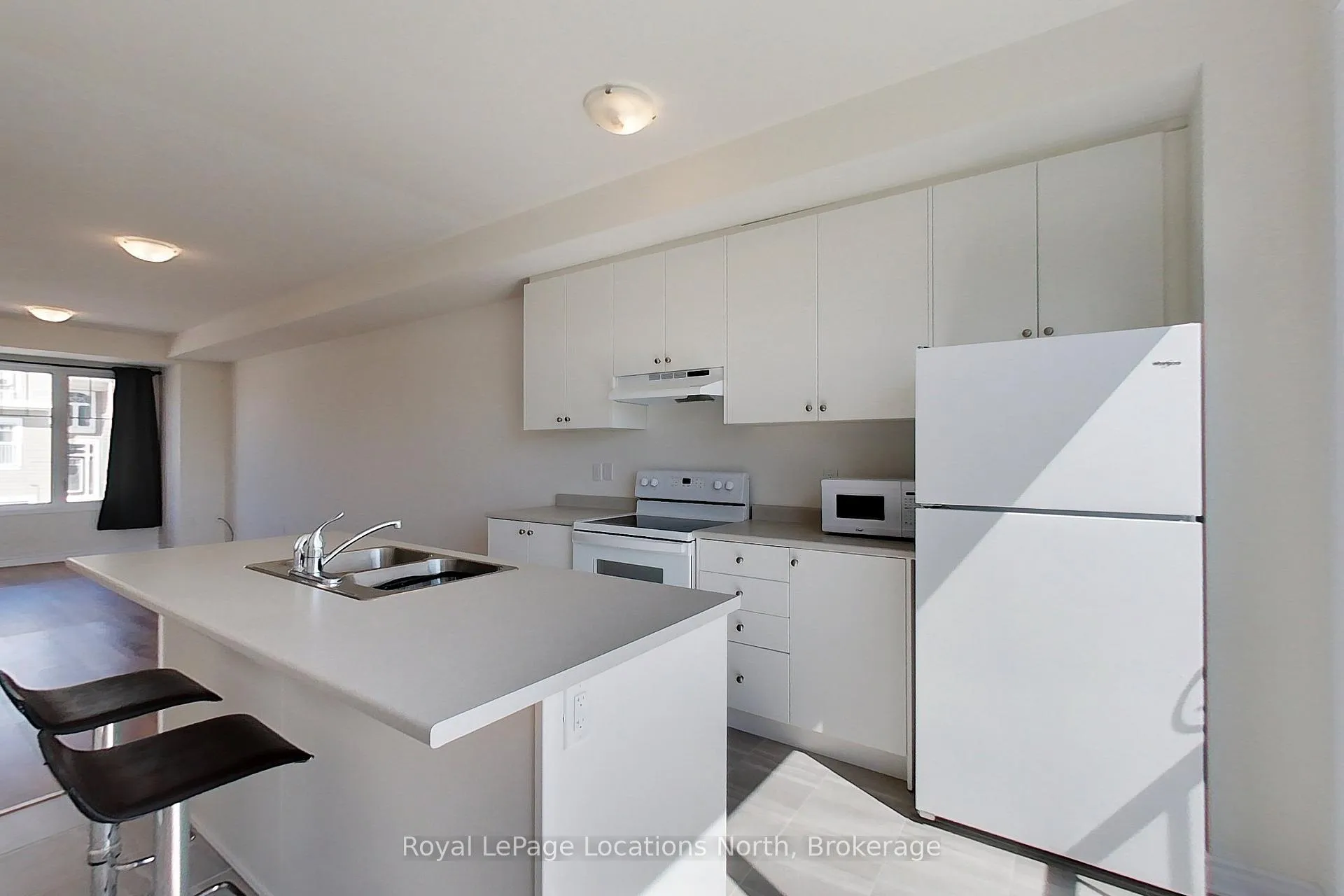 Photo 6 of 96 Sandhill Crane Drive, Wasaga Beach — HOMEH