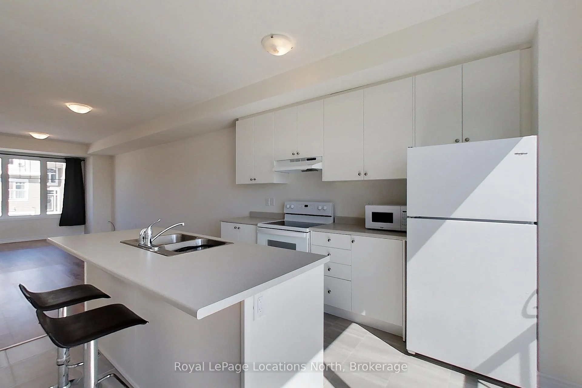 Photo 8 of 96 Sandhill Crane Drive, Wasaga Beach — HOMEH