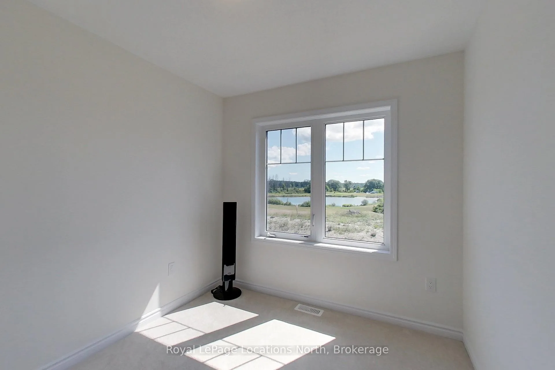 Photo 22 of 96 Sandhill Crane Drive, Wasaga Beach — HOMEH