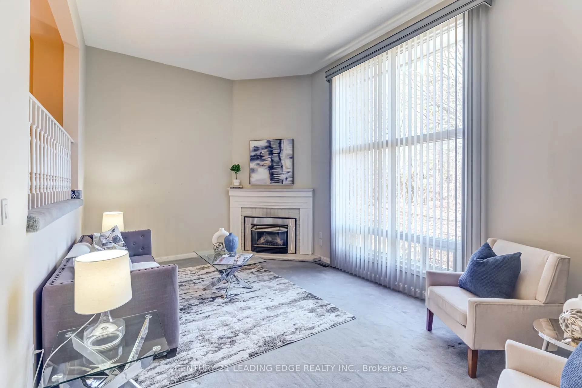 Photo 8 of Unit 12, 24 Hepworth Way, Markham, Markham Village — HOMEH