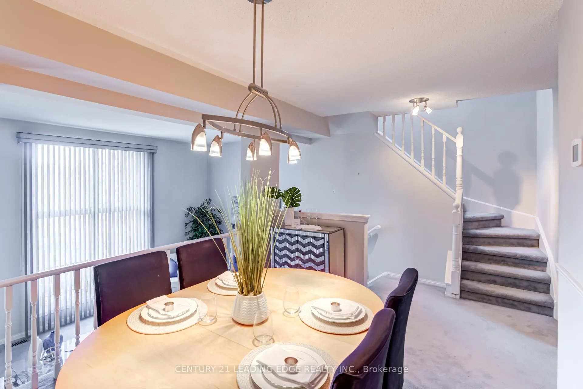 Photo 18 of Unit 12, 24 Hepworth Way, Markham, Markham Village — HOMEH