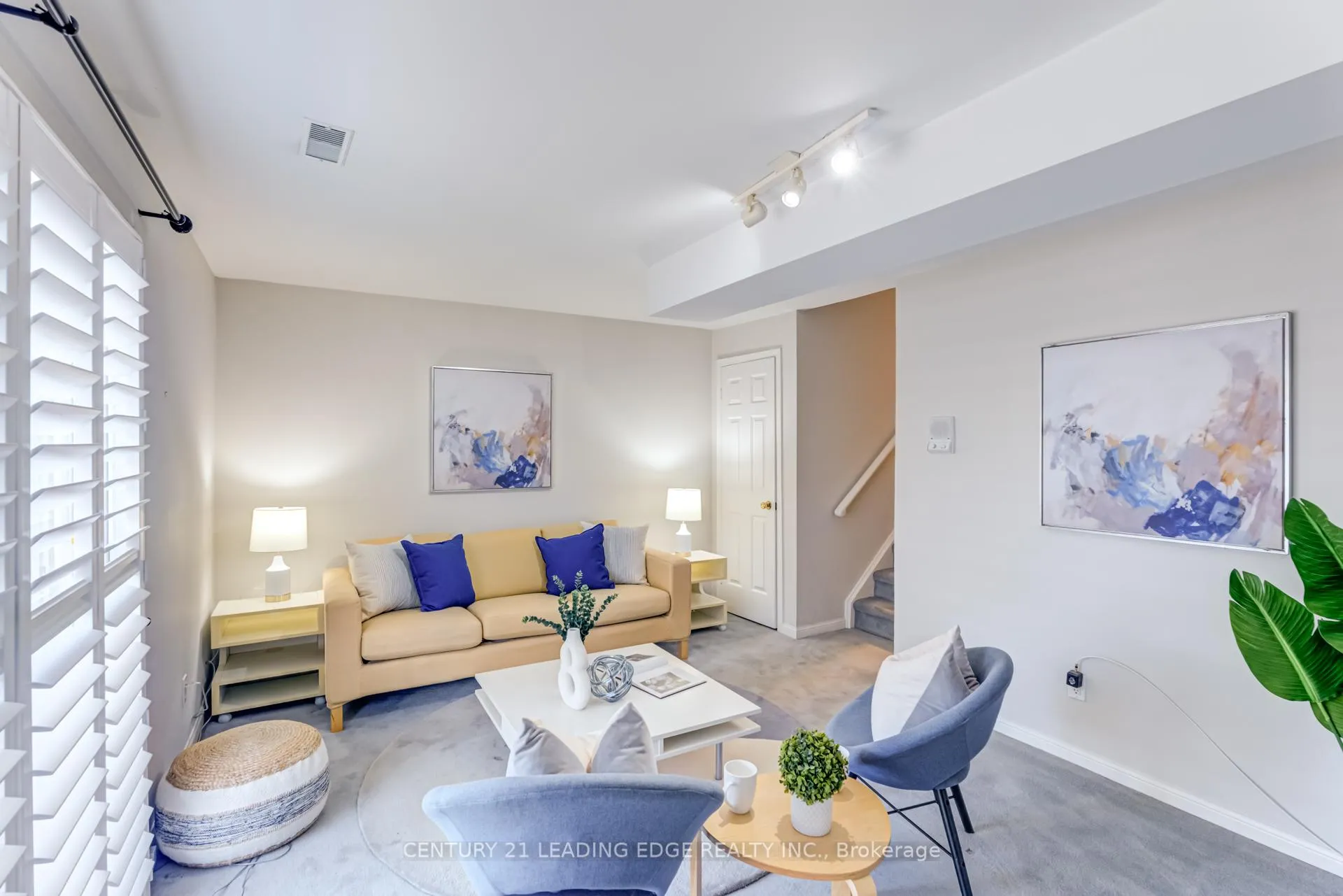 Photo 33 of Unit 12, 24 Hepworth Way, Markham, Markham Village — HOMEH