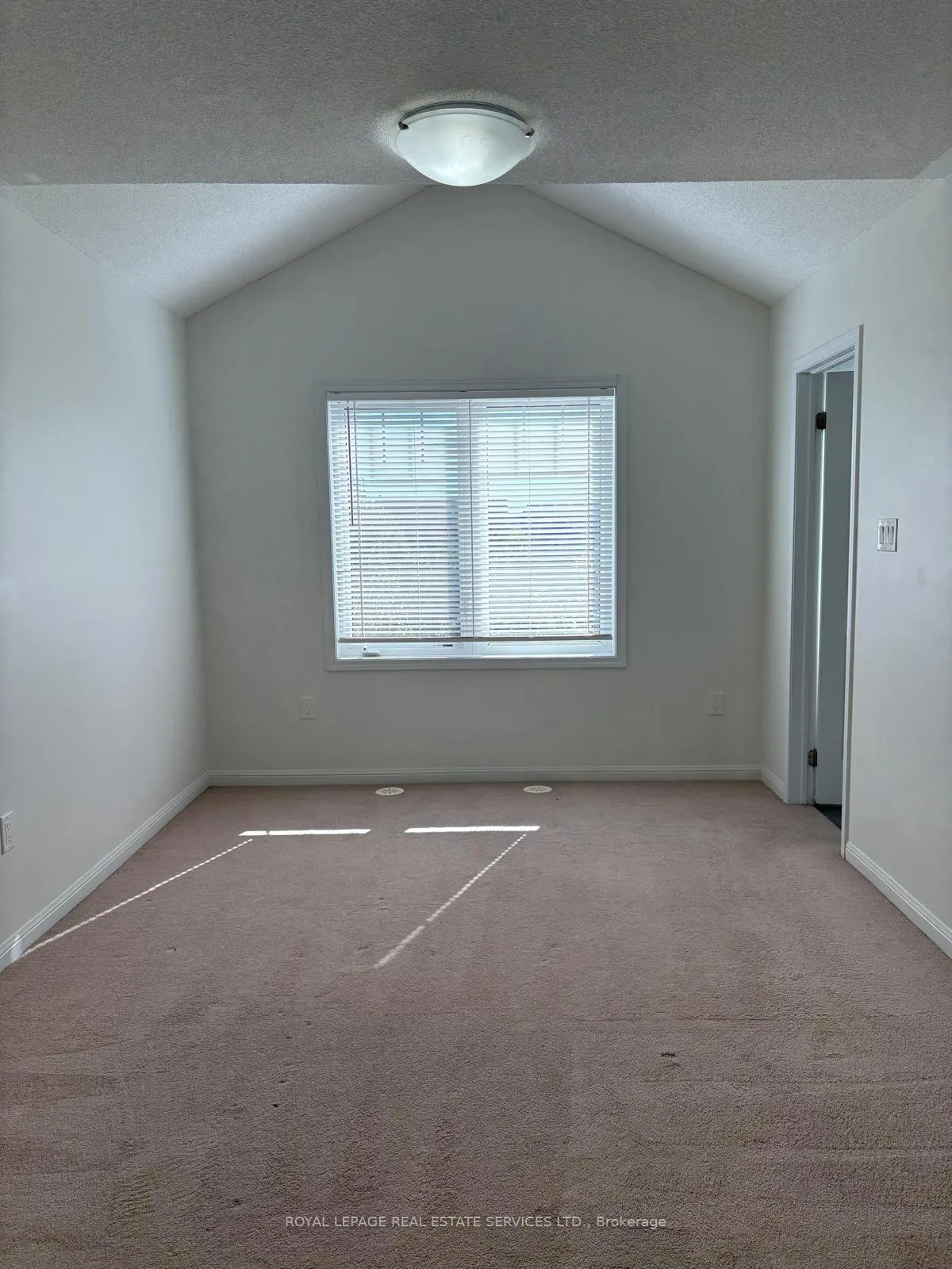 Photo 4 of Unit 52, 6020 Derry Road, Milton, Scott — HOMEH