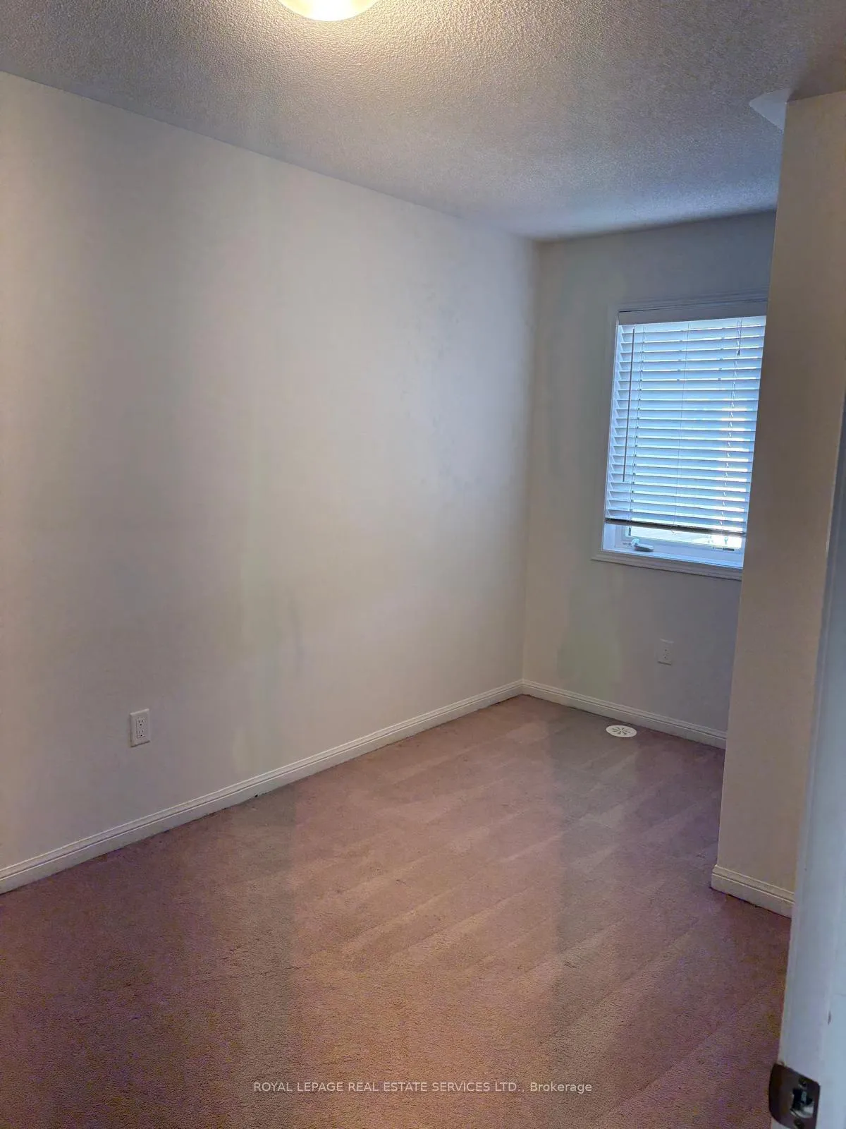 Photo 5 of Unit 52, 6020 Derry Road, Milton, Scott — HOMEH
