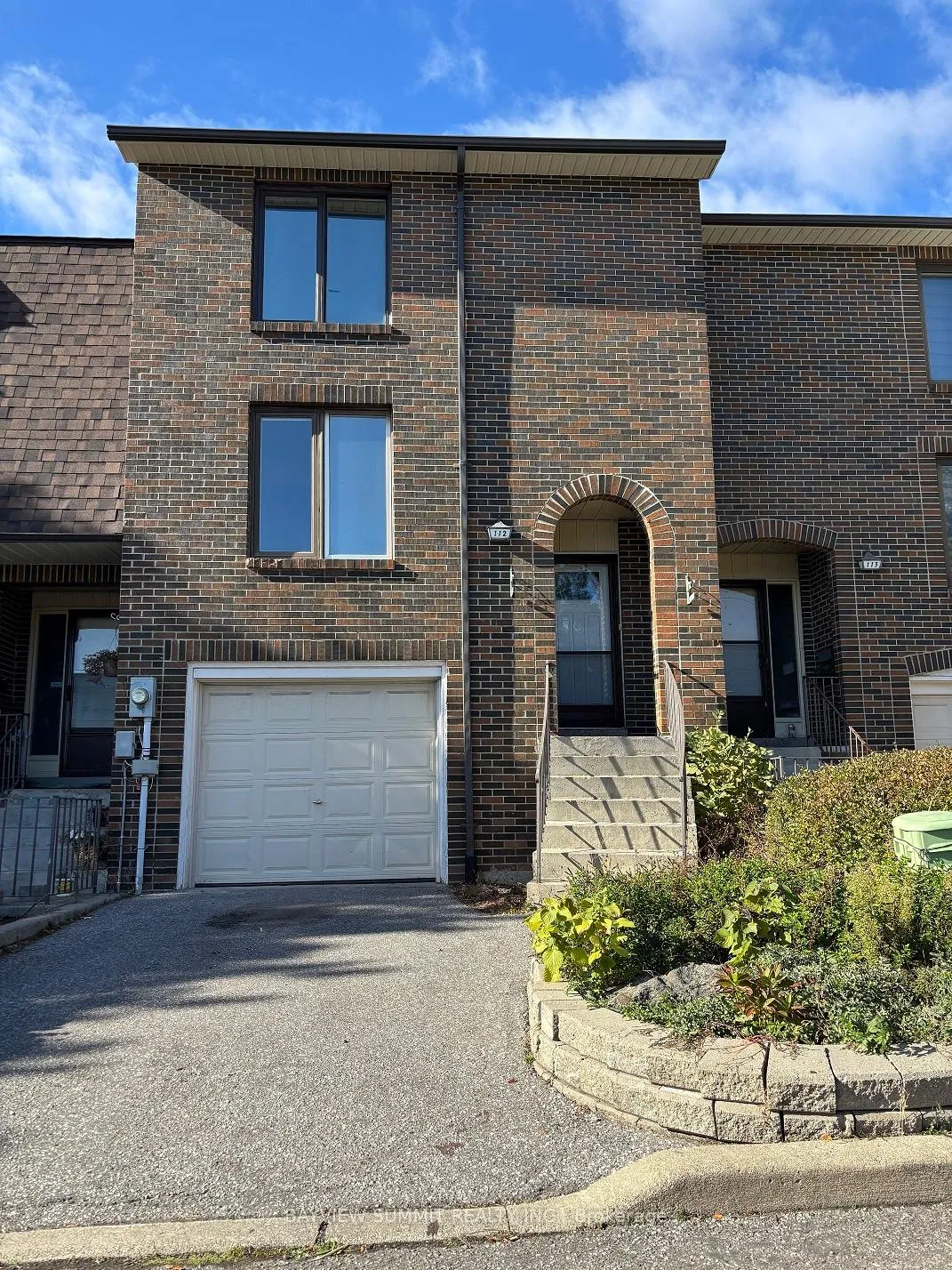 Photo 1 of 112 Olde Towne Place, Markham, Thornhill — HOMEH