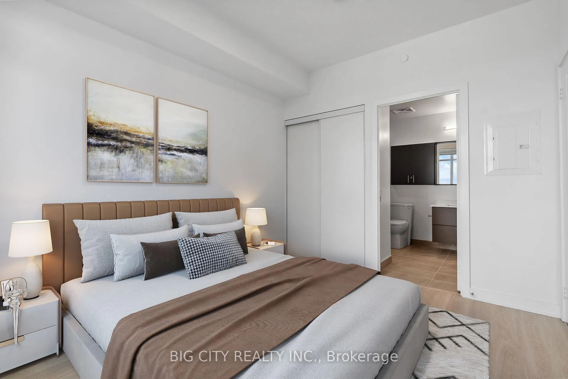 Photo 14 of Unit 1508, 30 Upper Mall Way, Vaughan, Brownridge — HOMEH