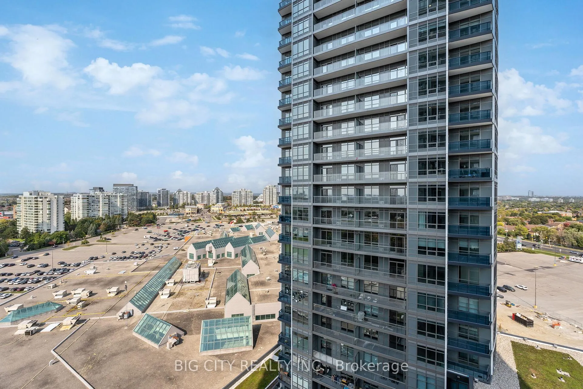 Photo 28 of Unit 1508, 30 Upper Mall Way, Vaughan, Brownridge — HOMEH