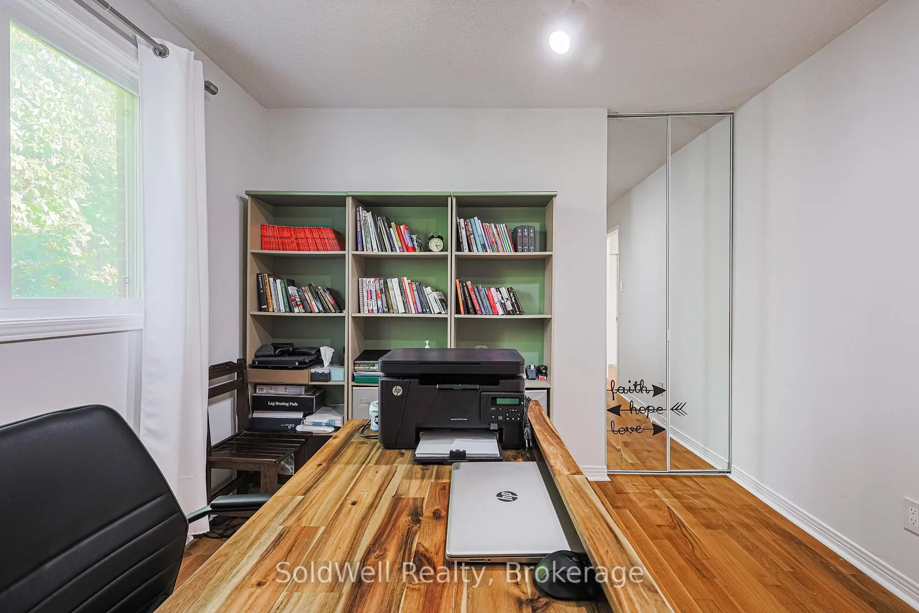 Photo 26 of 160 Charles Street, Vaughan, Crestwood-Springfarm-Yorkhill — HOMEH