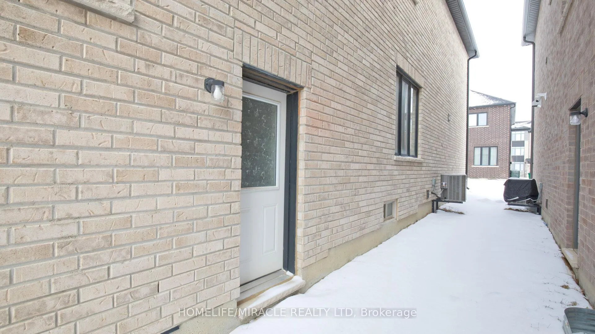 Photo 38 of 51 calabria Drive W, Caledon, Rural Caledon — HOMEH