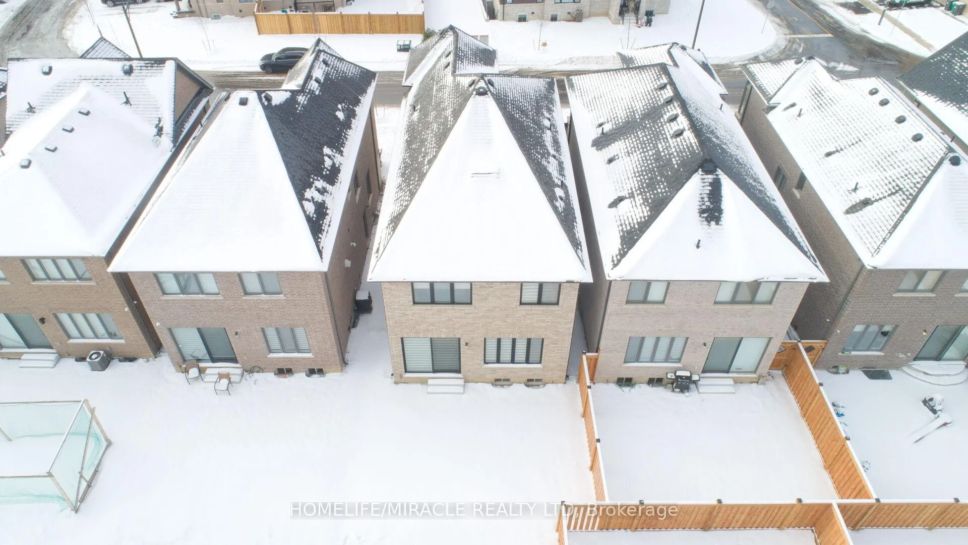 Photo 40 of 51 calabria Drive W, Caledon, Rural Caledon — HOMEH
