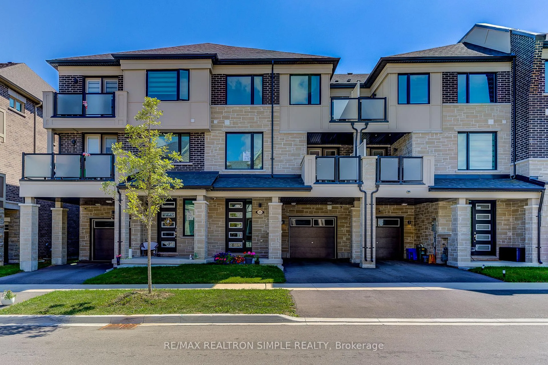 Front of 35 Thomas Frisby Jr Crescent