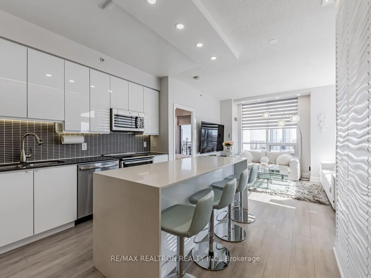 Photo 7 of Unit LPH 2-7, 75 North Park Road, Vaughan, Beverley Glen — HOMEH