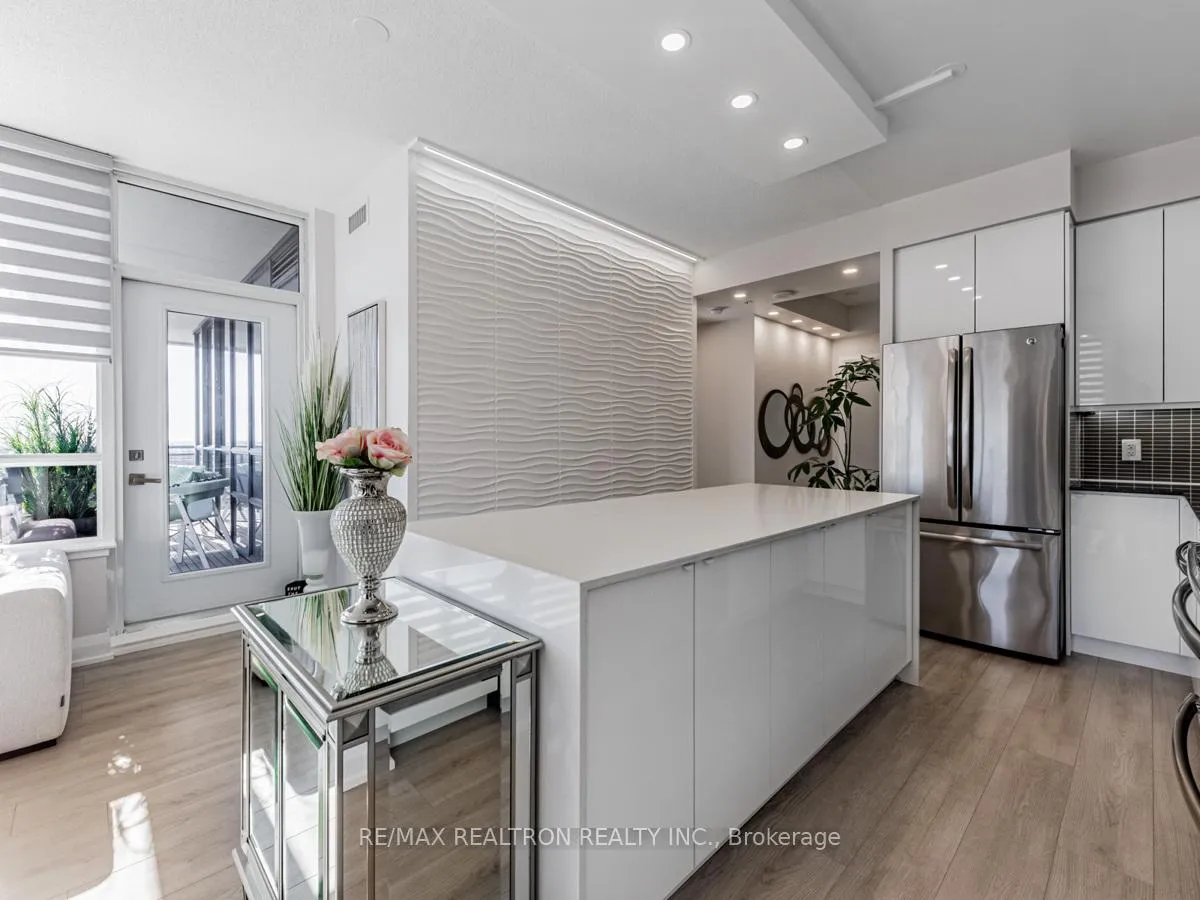 Photo 9 of Unit LPH 2-7, 75 North Park Road, Vaughan, Beverley Glen — HOMEH