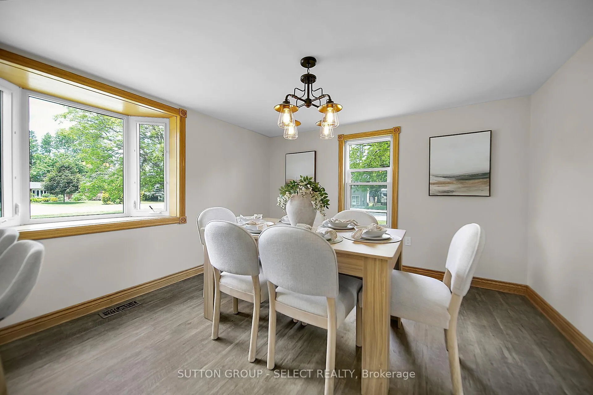 Photo 12 of 2617 Queens Street, Strathroy-Caradoc, Mount Brydges — HOMEH