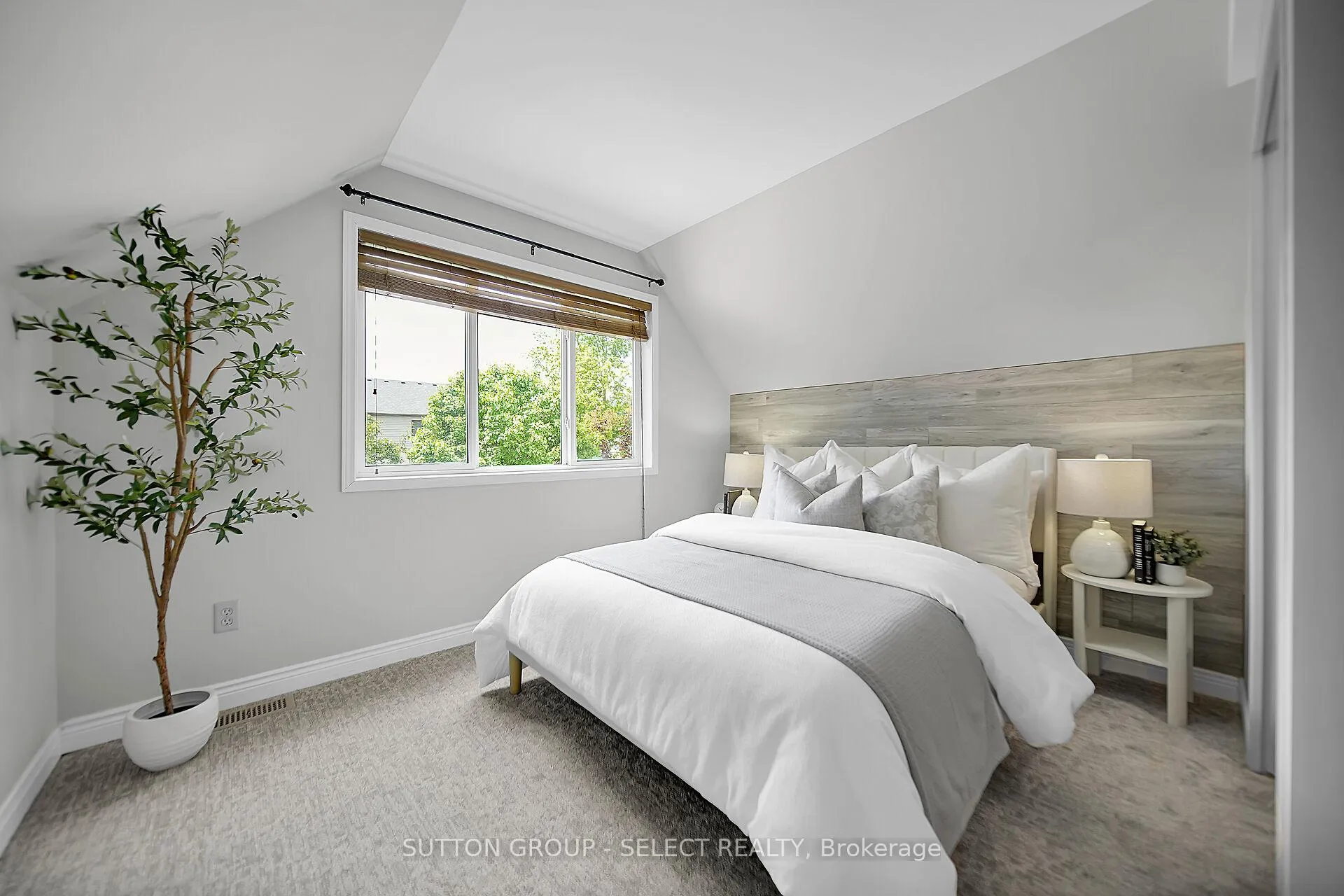 Photo 27 of 2617 Queens Street, Strathroy-Caradoc, Mount Brydges — HOMEH